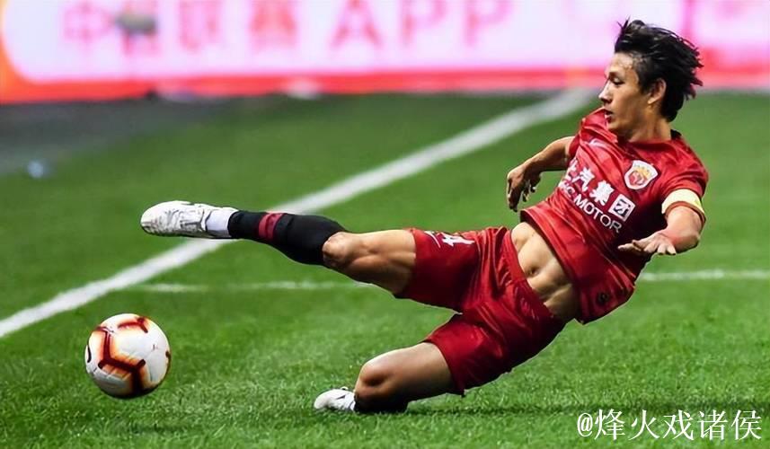 越老越妖！昔日庸才成争冠最关键人物，球员标杆，中超属他最自律